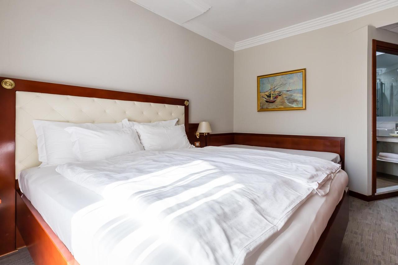 Mediterranee Family Hotel & Spa Bibione Buitenkant foto